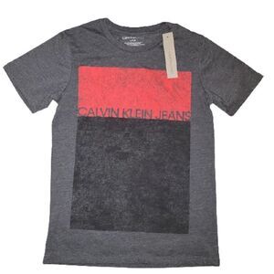 Calvin Kein Jeans Boy's Black & Red Pullover Short sleeve Comfort T Shir…